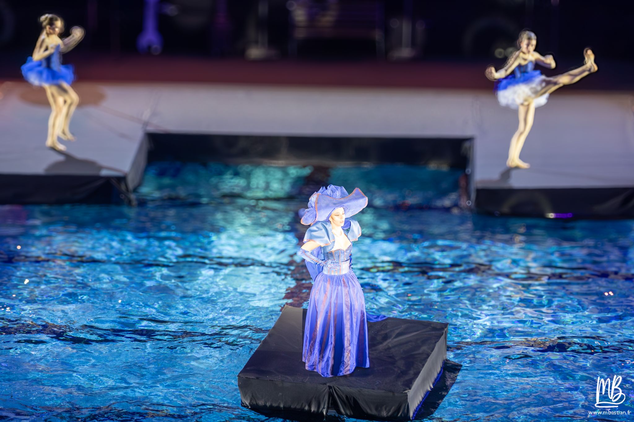 20251206 LA FABRIQUE A CONTES (BNS) MB 200